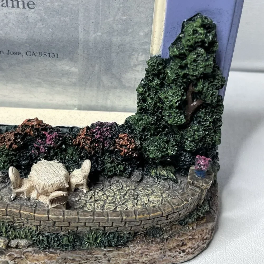 Thomas Kinkade Hidden Cottage II Sculpted Photo Frame 3.5